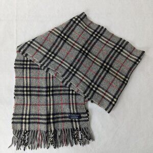BURBERRY London Classic Nova Check Knit 100% Lambs Wool Fringe Gray SCARF